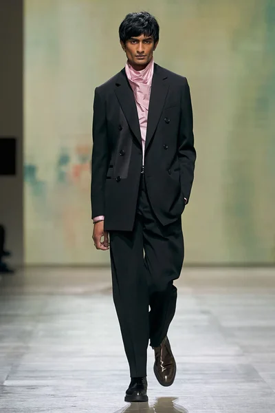 Look 42